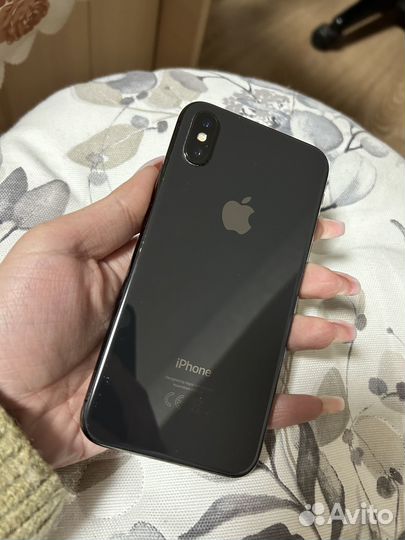 iPhone X, 256 ГБ