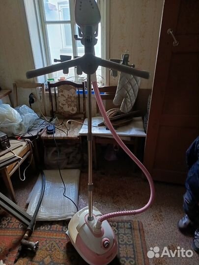 Отпариватель для одежды вертикальный