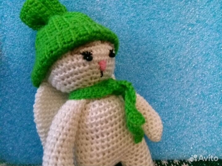 Зайка (вязаный)