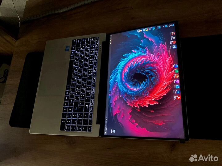 Ноутбук Intel 2K 60Гц 16.2