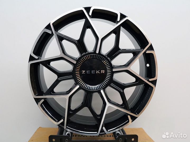 Кованые диски Xiaomi SU7 R19