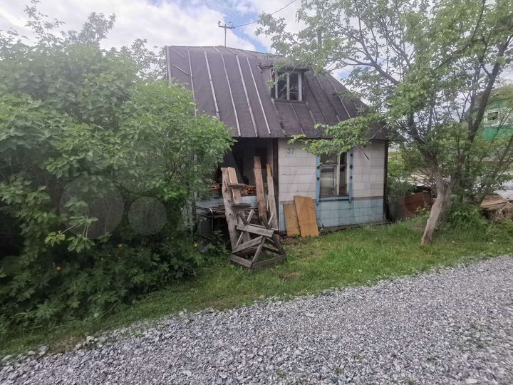 Дача 25 м² на участке 4 сот.