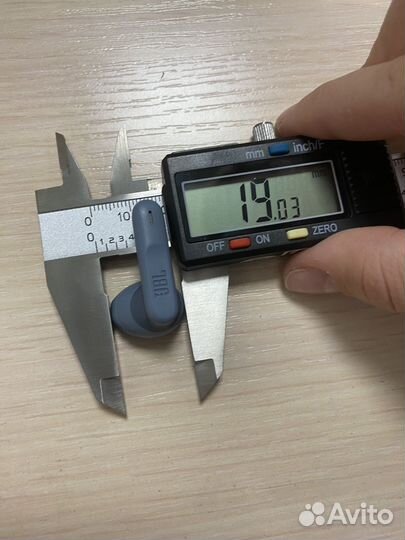 Беспроводные наушники-вкладыши jbl wave 300 tws