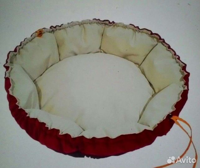 Лежанка для собак и кошек