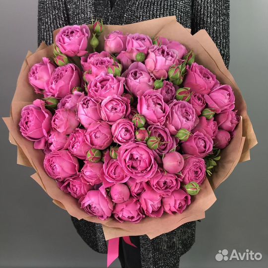 Букет пионовидных роз 