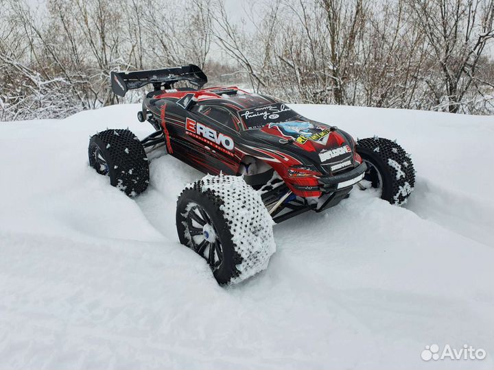 Р/У модель E-Revo 1/8 электро б/к