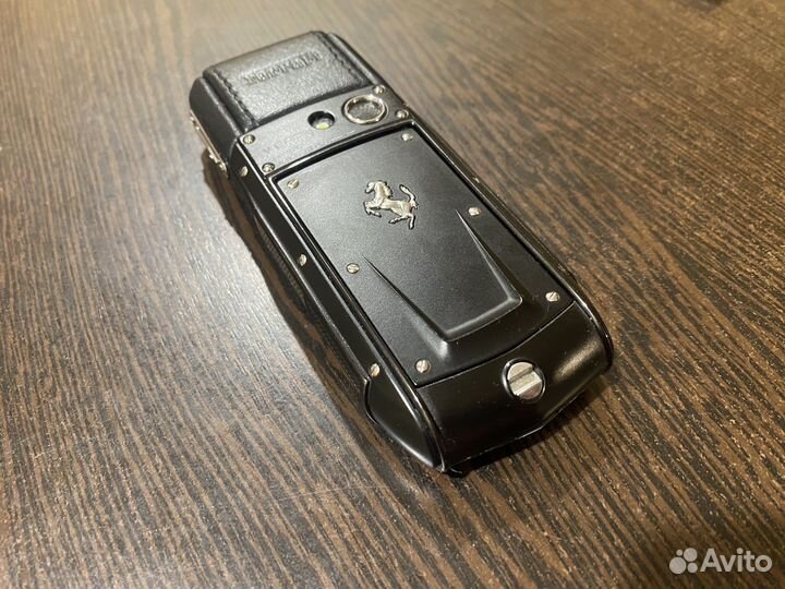 Vertu Ascent Ti Ferrari Nero, 4 ГБ