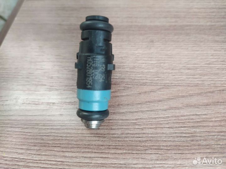 Форсунка топливная renault