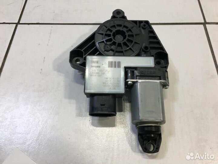 Моторчик стеклоподъемника BMW X3 G01