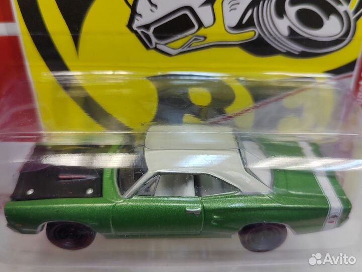 2021 Johnny Lightning 1969 Dodge Coronet Super Bee