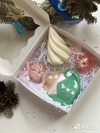 Новогодние корпоративные подарки