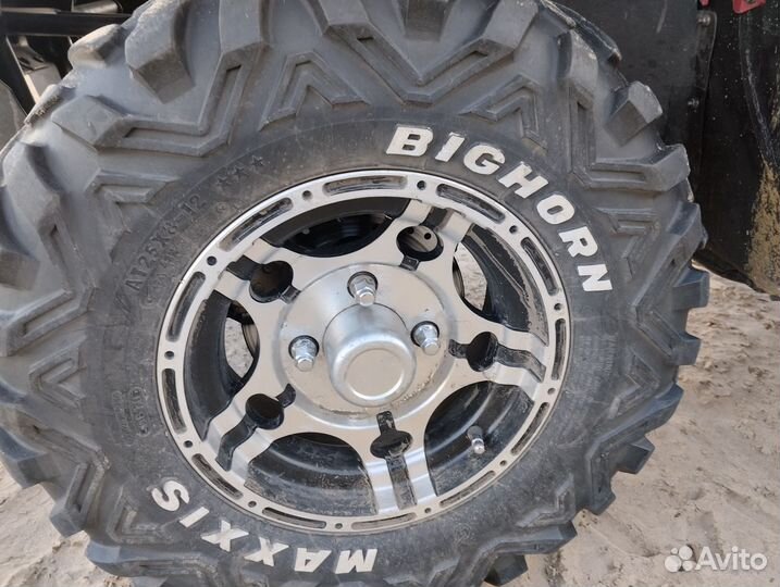 Продам квадроцикл Gamax AX600