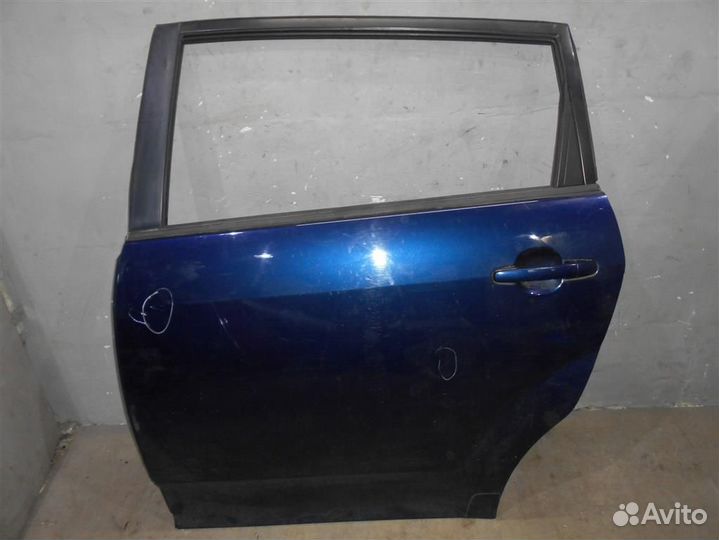 Дверь задняя левая от Toyota Corolla Verso 2004