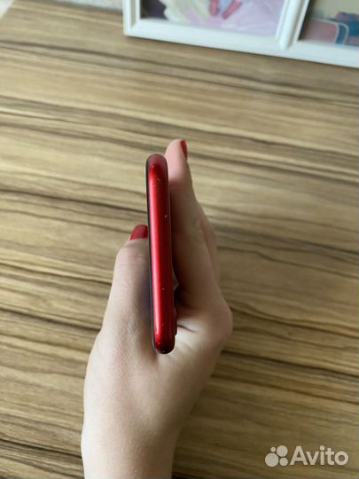Телефон iPhone 8 64 gb
