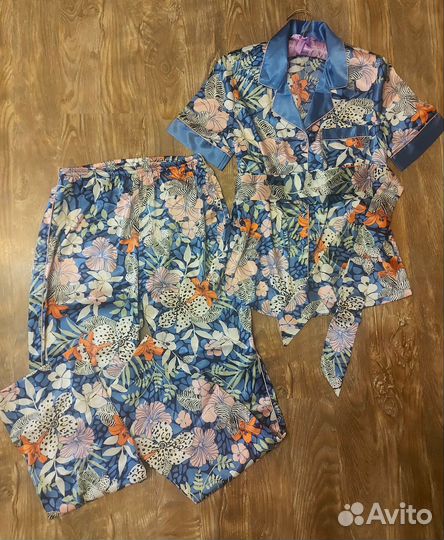 Костюм. Комплект для отдыха