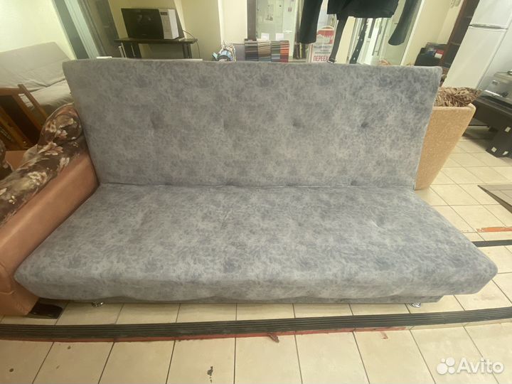 Диван книжка бу