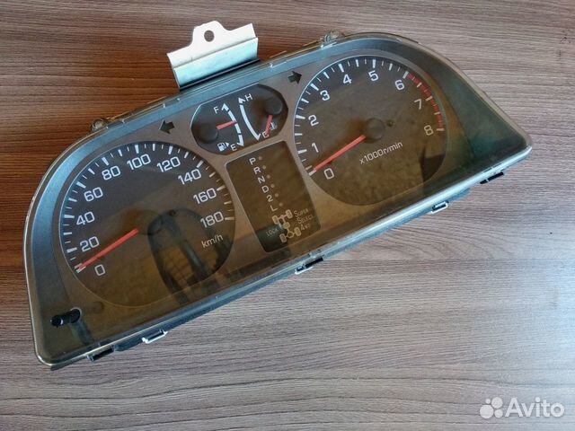 Панель приборов Mitsubishi Pajero Io H77W