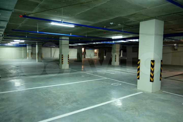Машиноместо, 14 м²