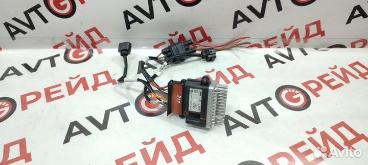 Блок управления вентиляторов радиатора Audi Q5 8R