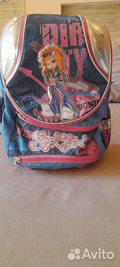 Школьный рюкзак