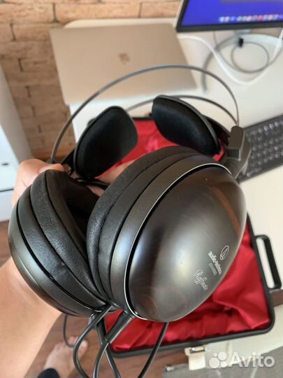 Наушники Audio-Technica ATH-W5000 + Chord Hugo пор