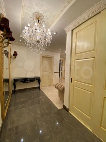 5-к. апартаменты, 330 м², 7/14 эт.