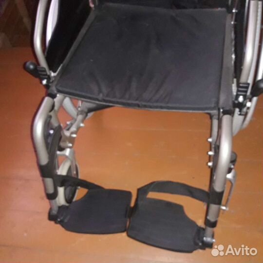 Коляска инвалидная