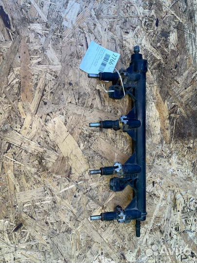 Топливная рейка Peugeot 308 хейчбек EP6 2011