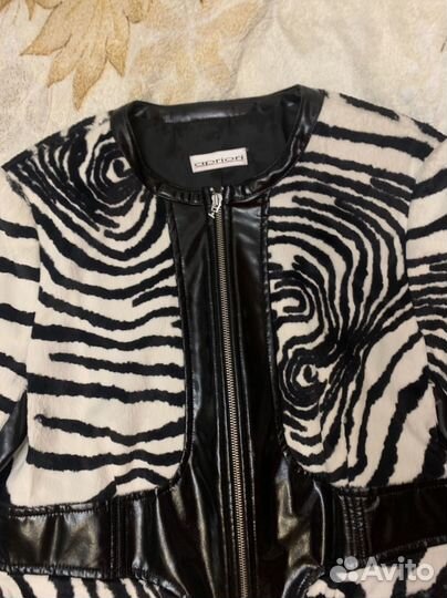 Куртка женская Apriori