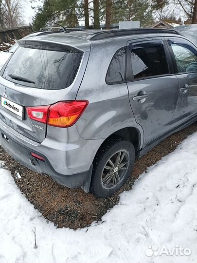 Mitsubishi ASX 1.6 МТ, 2013, битый, 100 000 км