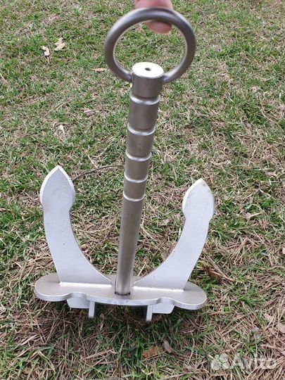 Якорь холла