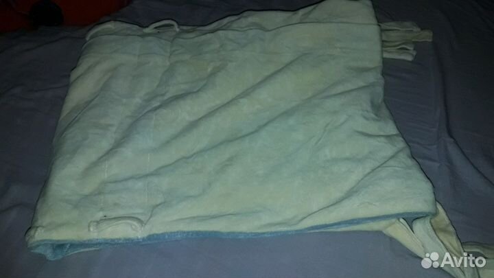 Бортик на кроватку