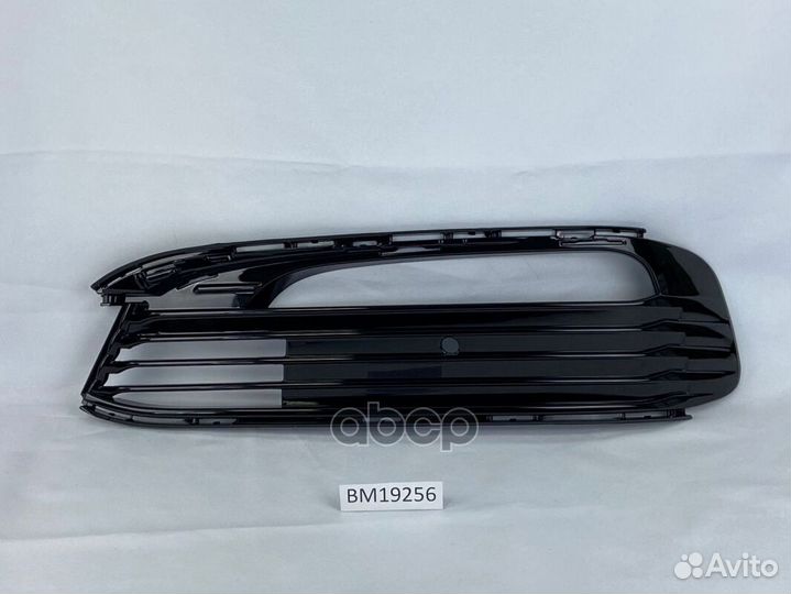 Решетка В бампер левая BMW G11 Производитель