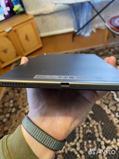 Lenovo tab m10 fhd plus