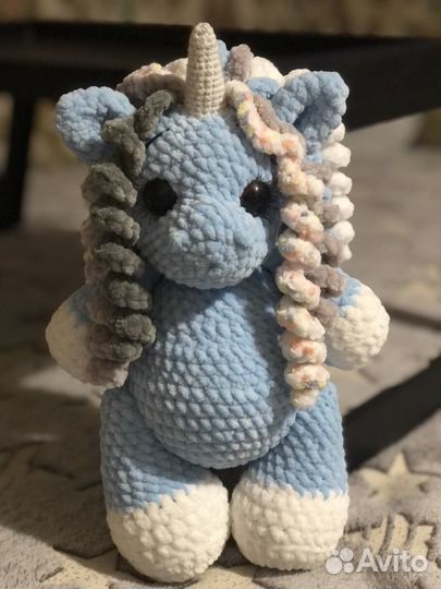 Мягкая вязаная игрушка единорожка