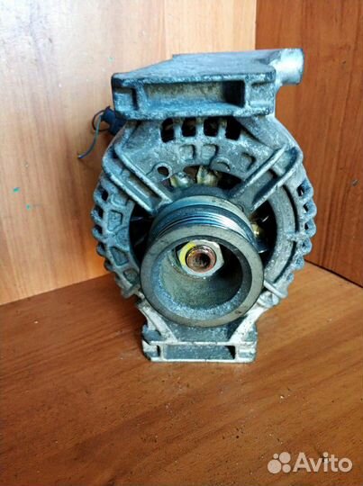 Генератор Зафира В / Вектра С / Астра Г 2,2 бензин