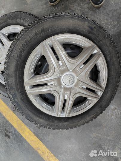 Зимние шипованные колеса r16 в комплекте
