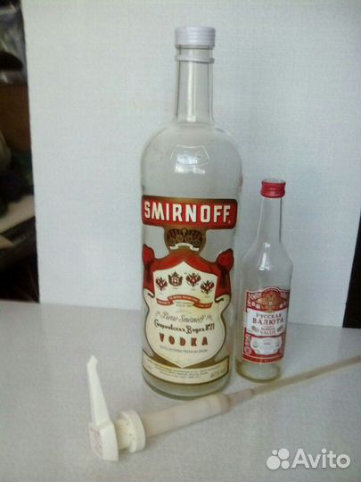 Трех литровая с насосом банкетная бутыль