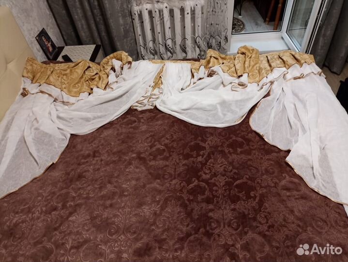 Ламбрекен с тюлью