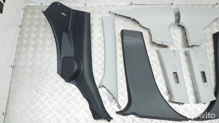 Накладка (кузов внутри) Mazda 3 BK рестайлинг (200