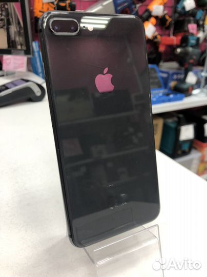 iPhone 8 plus 64gb