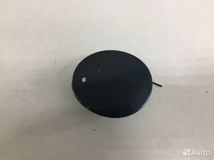 Заглушка буксировочного крюка Toyota Corolla E150