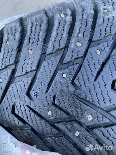 Nokian Tyres Hakkapeliitta 8 SUV 285/60 R18 116