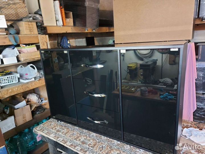 Тумба под телевизор