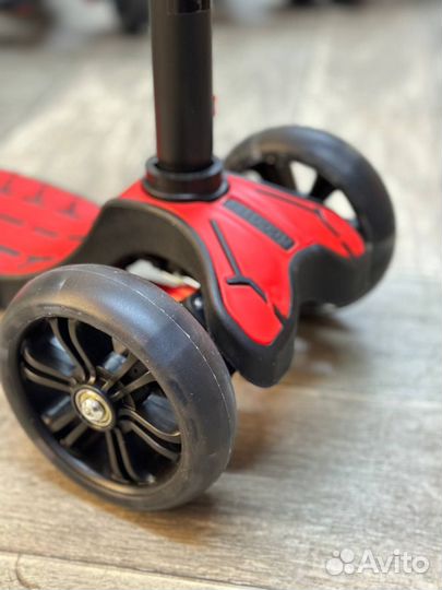 Самокат детский с литой площадкой lux