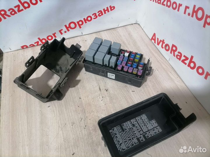 Блок предохранителей Chevrolet Lacetti