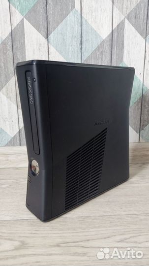 Xbox 360 прошит (500gb с играми)