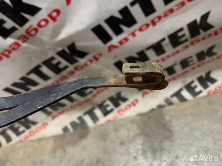 Поводок дворника передний Daewoo Nexia