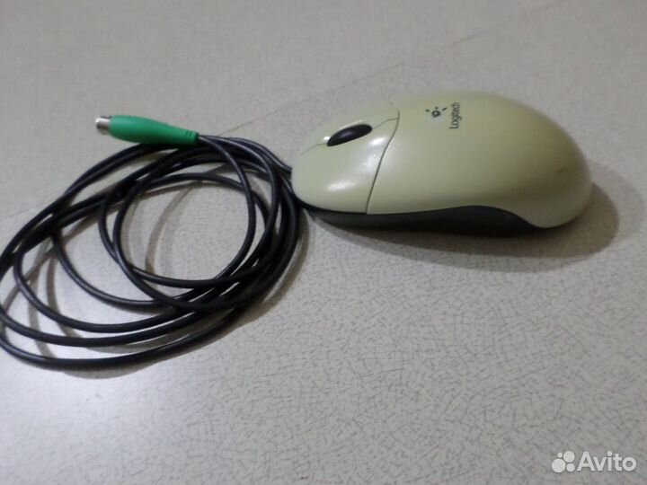 PS/2 Компьютерная мышь Logitech M-SBF96