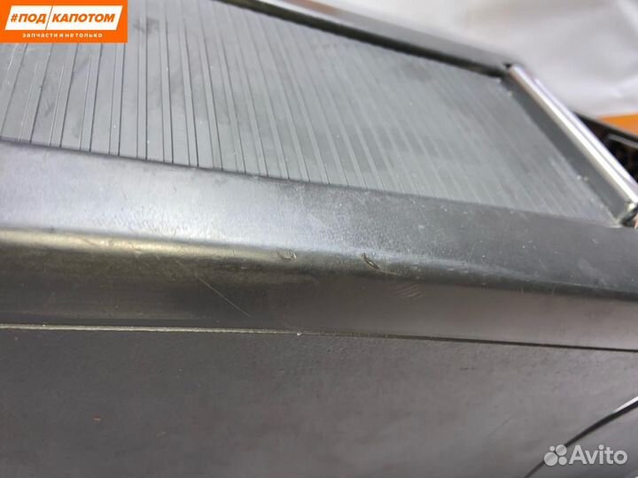 Центральный подлокотник Volvo S60 2011